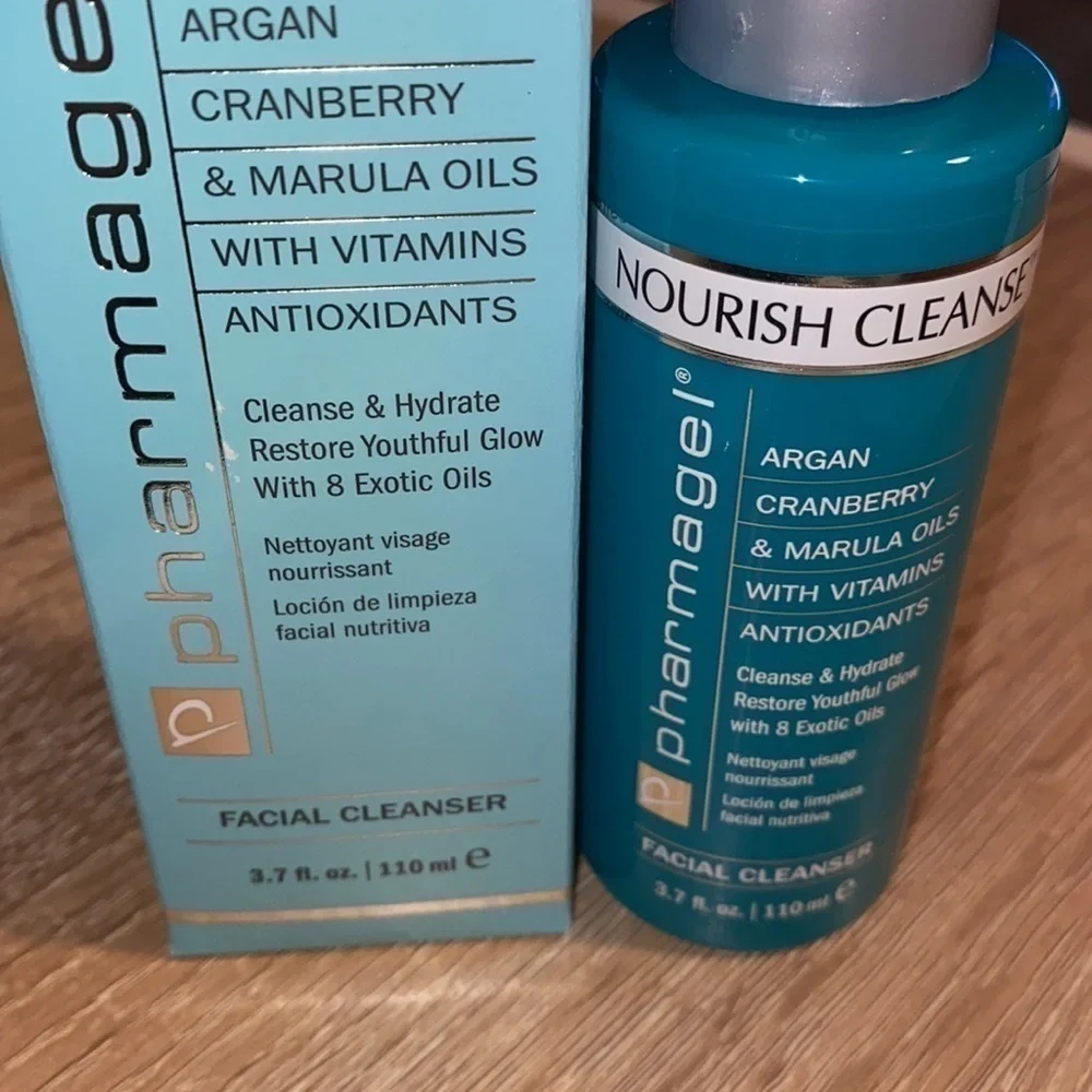 Pharmagel facial cleanser NEW hydrates youthful‎ glow argan oil antioxidants